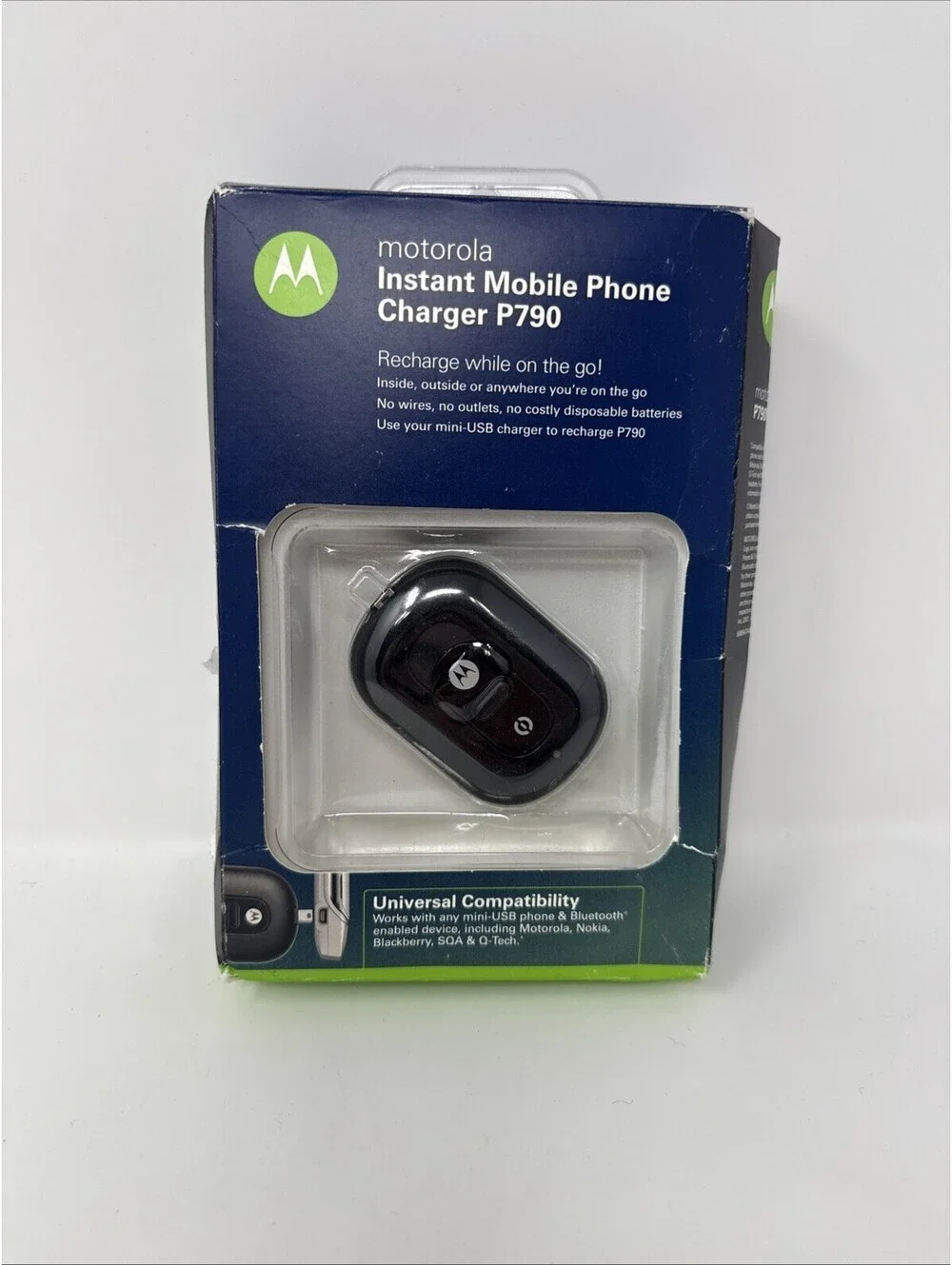 MOTOROLA P790 BLACK PORTABLE CHARGER-BRAND NEW IN BOX!